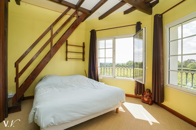 Vente Maison ROCHECORBON - 11 pièces -315 m² - (37210)