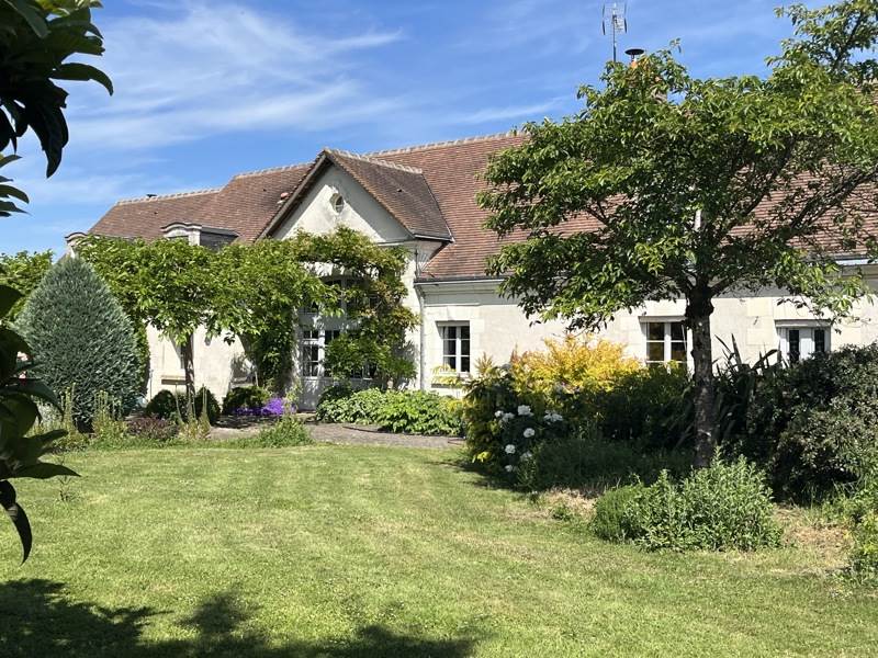 Vente Maison LUYNES - 9 pièces -430 m² - (37230)