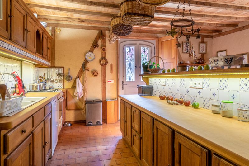 Vente Maison LUYNES - 9 pièces -430 m² - (37230)