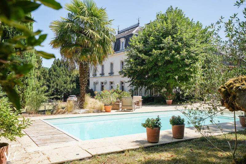 Vente Maison ST AVERTIN - 7 pièces -260 m² - (37550)