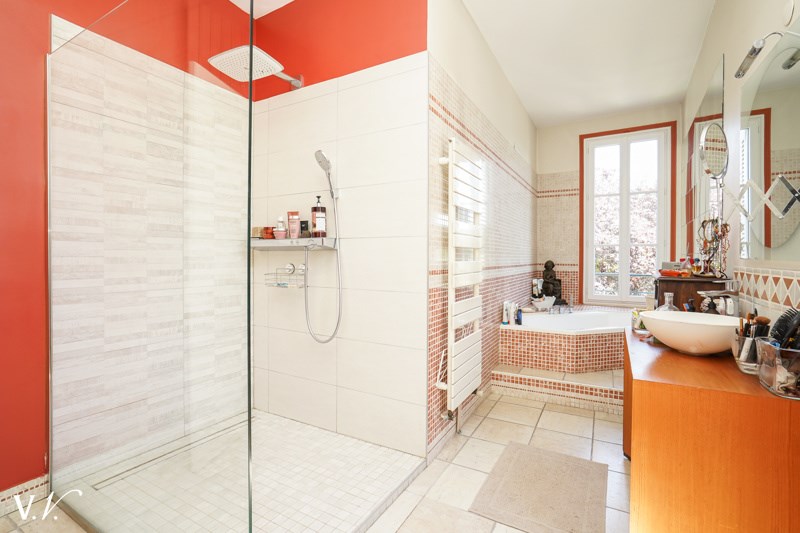 Vente Maison ST AVERTIN - 7 pièces -260 m² - (37550)