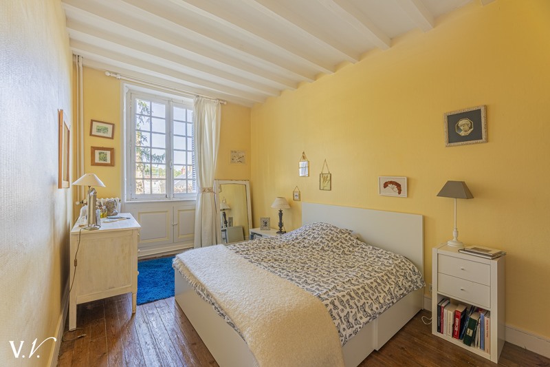 Vente Maison VILLAINES LES ROCHERS - 11 pièces -230 m² - (37190)