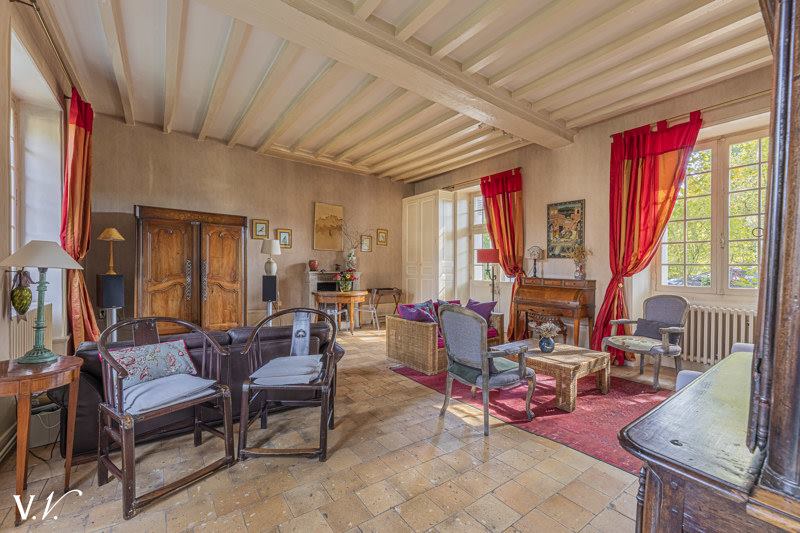 Vente Maison VILLAINES LES ROCHERS - 11 pièces -230 m² - (37190)
