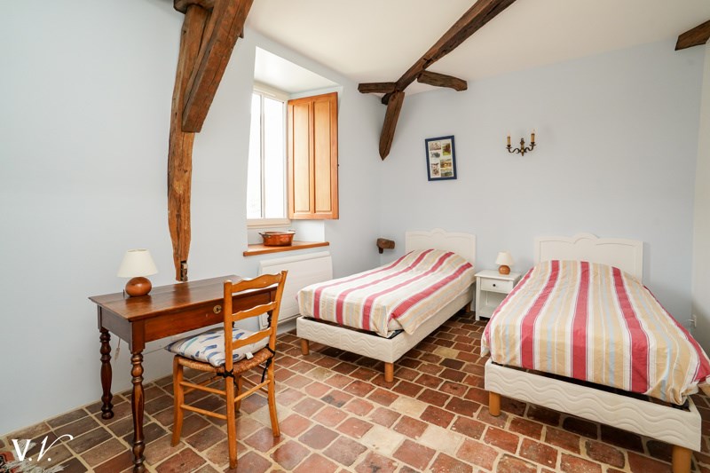 Vente Maison CHINON - 15 pièces -532 m² - (37500)