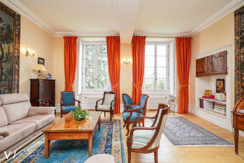 Vente Maison CHINON - 15 pièces -532 m² - (37500)
