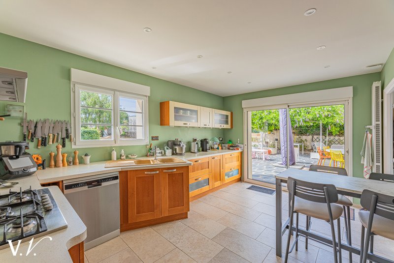 Vente Maison AZAY SUR CHER - 7 pièces -220 m² - (37270)