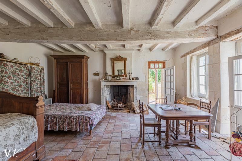 Vente Maison BOSSAY SUR CLAISE - 10 pièces -360 m² - (37290)