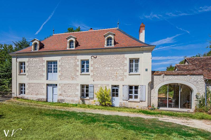 Vente Maison BOSSAY SUR CLAISE - 10 pièces -360 m² - (37290)