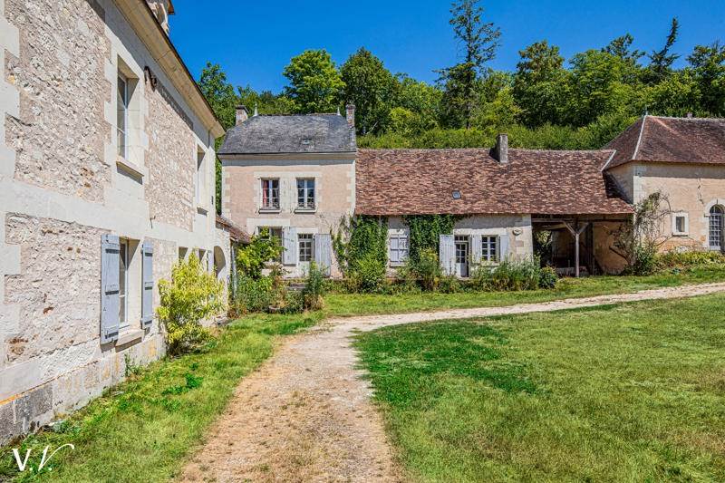 Vente Maison BOSSAY SUR CLAISE - 10 pièces -360 m² - (37290)