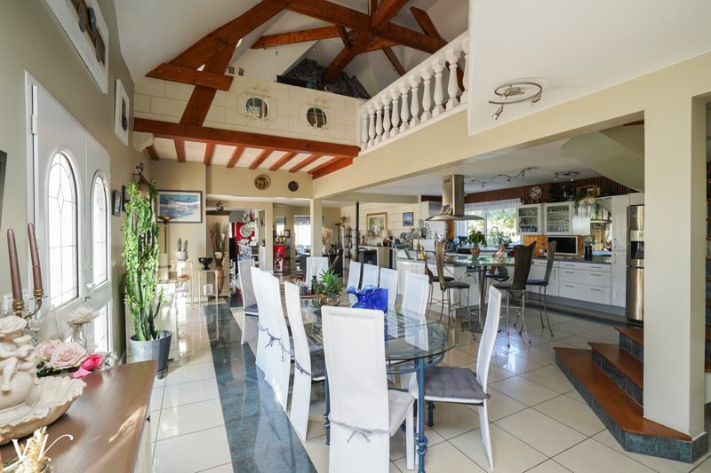 Vente Maison Savonnières - 5 pièces -400 m² - (37510)